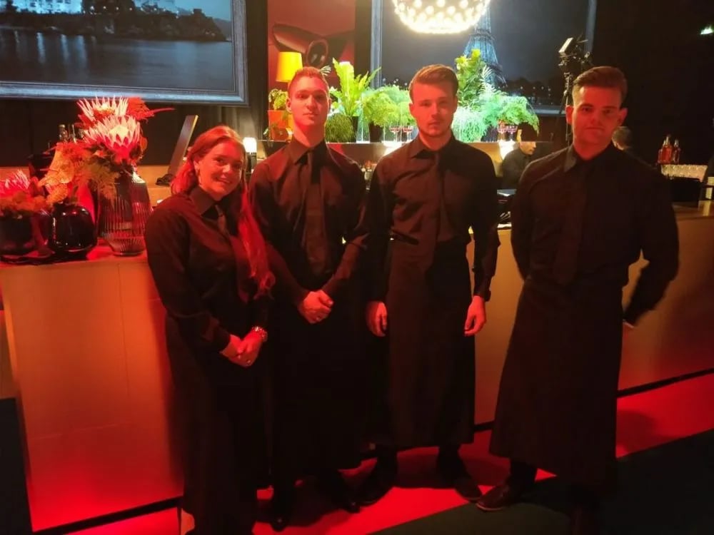 LA Waiters image