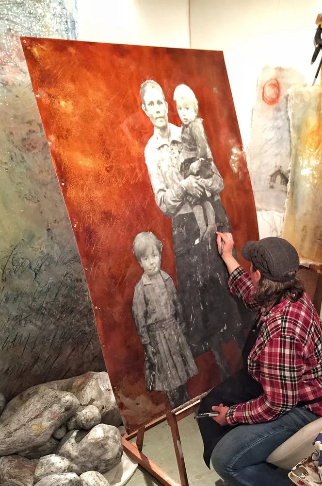 Sonya Iwasiuk Art Studio image