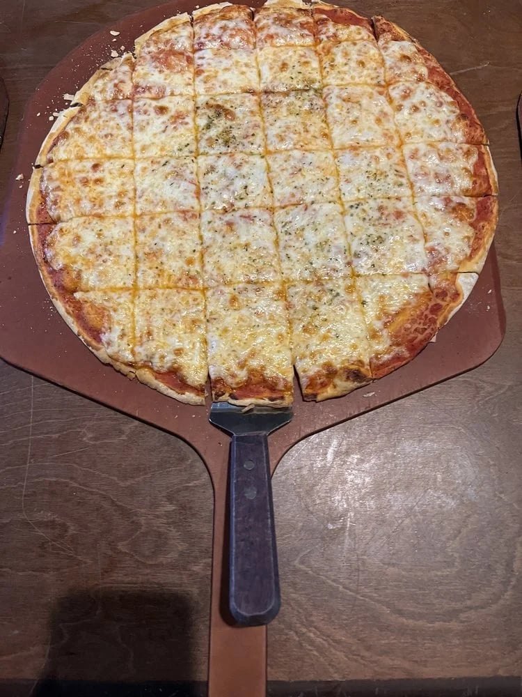 Chicago Pizza Tours image
