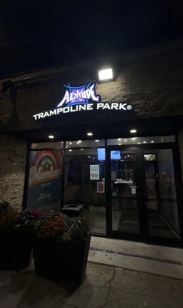 Altitude Chicago Trampoline Park image