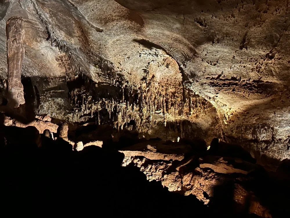 Cave of the Winds Mountain Park image