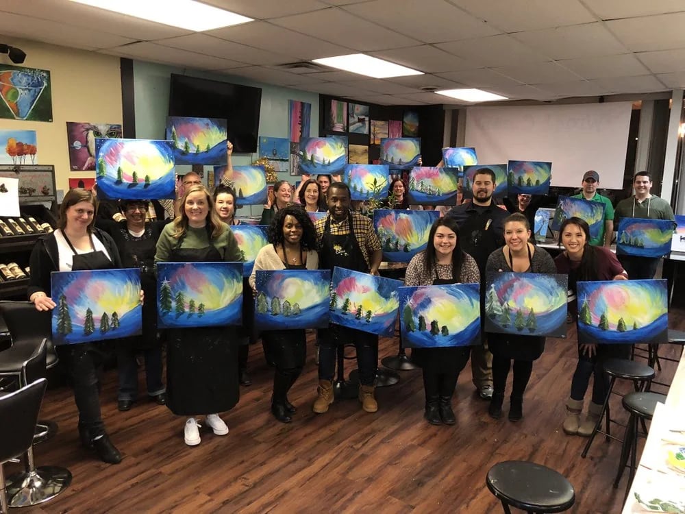 Wine & Canvas image